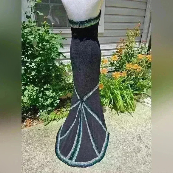 Cassandra Stone beaded evening formal gown black silver blue size 12 - Picture 5 of 5